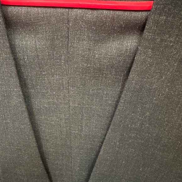 Tuxedo - Picture 8 of 12